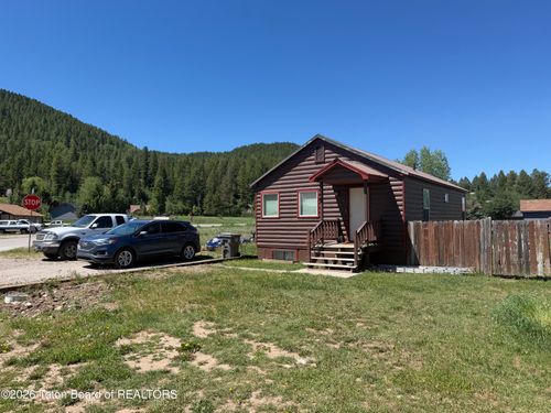 264 Sawmill Road, Alpine, WY, 83128 | Card Image