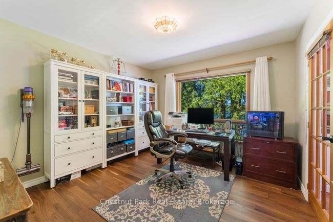 247 Wapaska Cres, House other with 5 bedrooms, 3 bathrooms and 3 parking in Gravenhurst ON | Image 14
