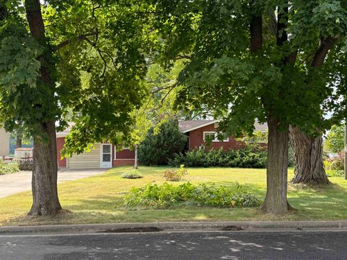 722 W Front St, CASSVILLE, WI, 53806-9730 | Card Image