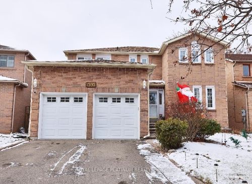 1592 Kelvinway Lane, Pickering, ON, L1V5X5 | Card Image