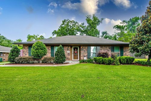 251 Lake Crescent Cir, Houma, LA, 70360-7908 | Card Image