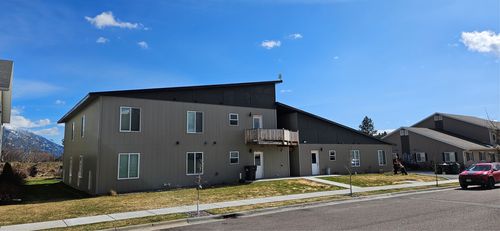10 Diane Rd, Columbia Falls, MT, 59912-4547 | Card Image