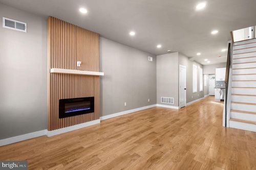 3437 Emerald St, PHILADELPHIA, PA, 19134-2010 | Card Image