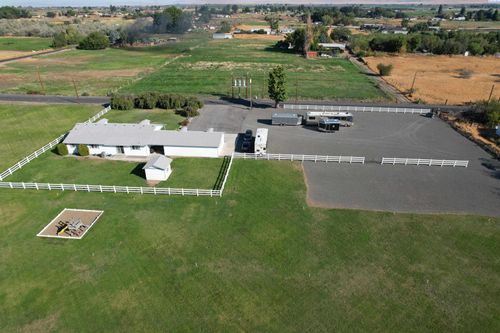 149503 W Hoisington Rd, Prosser, WA, 99350-4500 | Card Image