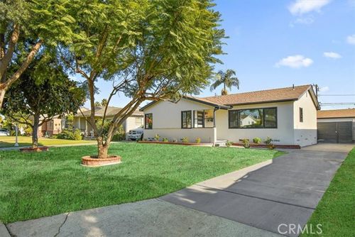 11832 Pomering Rd, Downey, CA, 90241-4627 | Card Image