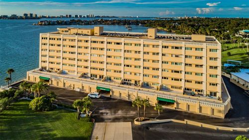 apt-207c-100 Bluff View Dr, BELLEAIR BLUFFS, FL, 33770-1353 | Card Image