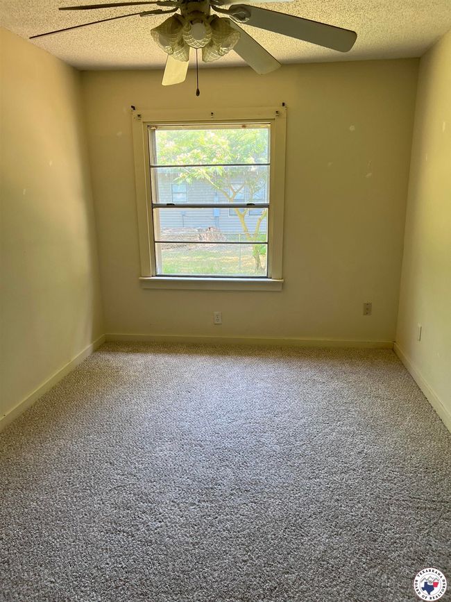 319 Crestview St, House other with 3 bedrooms, 1 bathrooms and null parking in Texarkana TX | Image 8