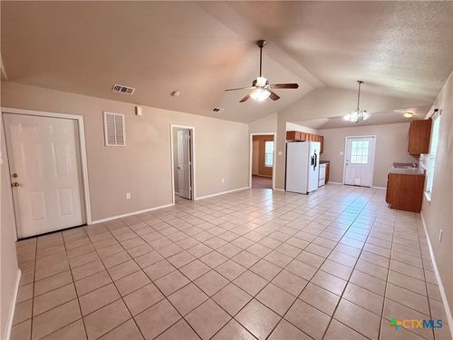 b-1035 Helen Dr, New Braunfels, TX, 78130-3492 | Card Image