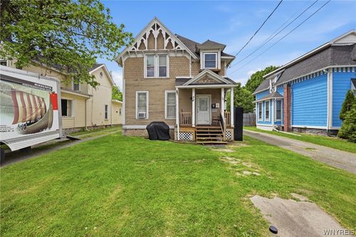 38 Walnut St, Batavia, NY, 14020-3012 | Card Image