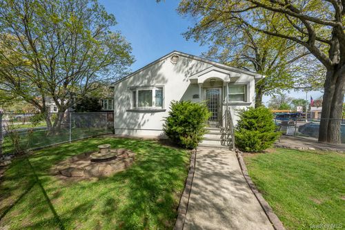 157-59 19th Ave, Whitestone, NY, 11357 | Card Image