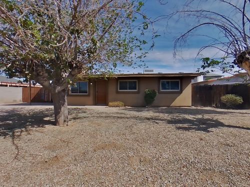 2932 W Caribbean Ln, Phoenix, AZ, 85053-4882 | Card Image