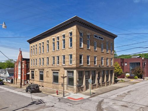 250 Charles St, Sistersville, WV, 26175-1237 | Card Image