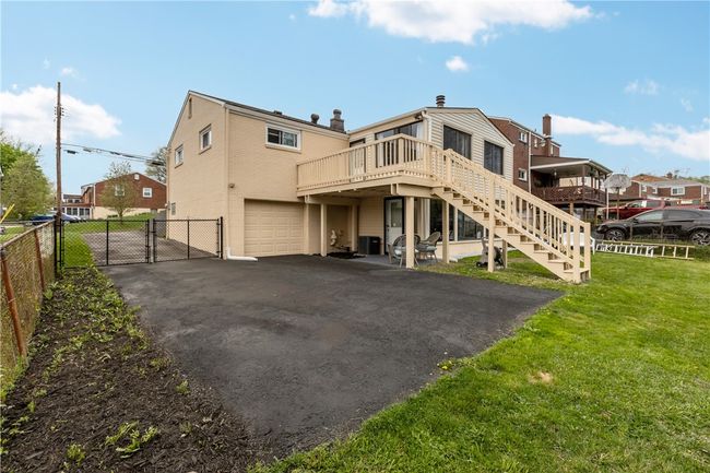 1028 Roseanne Ave, House other with 3 bedrooms, 2 bathrooms and 5 parking in Pittsburgh PA | Image 37