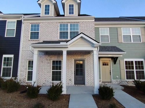 189 Harvard Dr, Gallatin, TN, 37066-2716 | Card Image