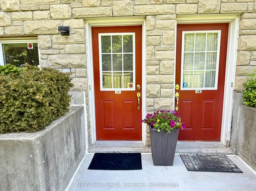 77-65 Foundry Ave, Toronto, ON, M6H4K7 | Card Image
