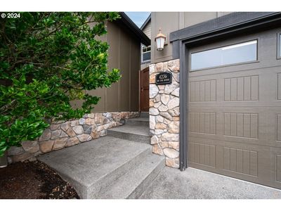 4236 Nw 9 Th Ave, House other with 5 bedrooms, 3 bathrooms and 3 parking in Camas WA | Image 2