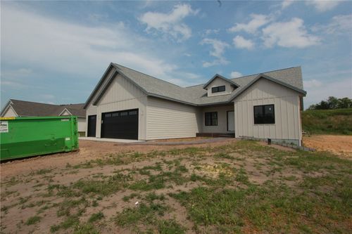 5215 Queens Dr, Eleva, WI, 54738-4149 | Card Image