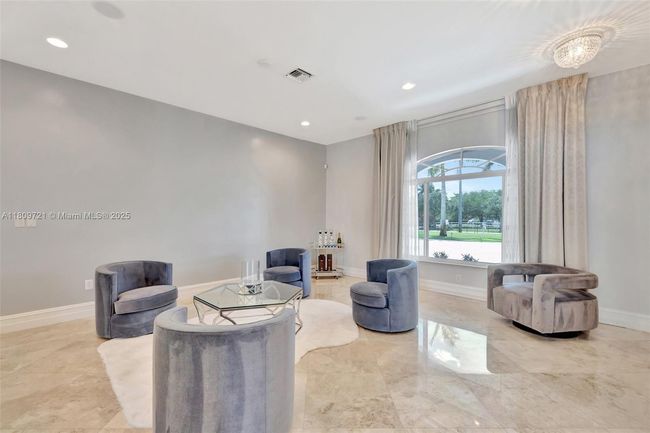 4610 Sw 178 Th Ave, House other with 8 bedrooms, 8 bathrooms and null parking in Southwest Ranches FL | Image 16