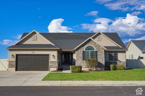 1742 Renaissance Way, Springville, UT, 84663-3506 | Card Image