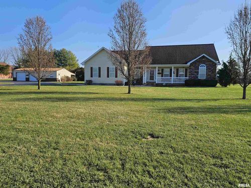 10586 N Spring Garden Ln, Mount Vernon, IL, 62864-6764 | Card Image