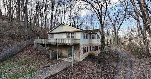 1451 Ridge Rd Ne, New Philadelphia, OH, 44663-7784 | Card Image