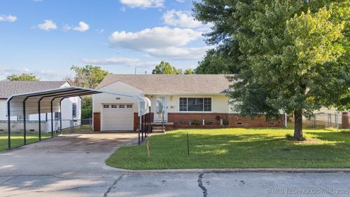 203 W Gordon Ave, Sapulpa, OK, 74066-5509 | Card Image
