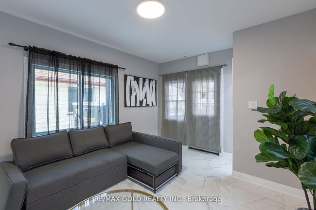 1343 Lillian Ave, House other with 3 bedrooms, 2 bathrooms and 3 parking in Windsor ON | Image 5