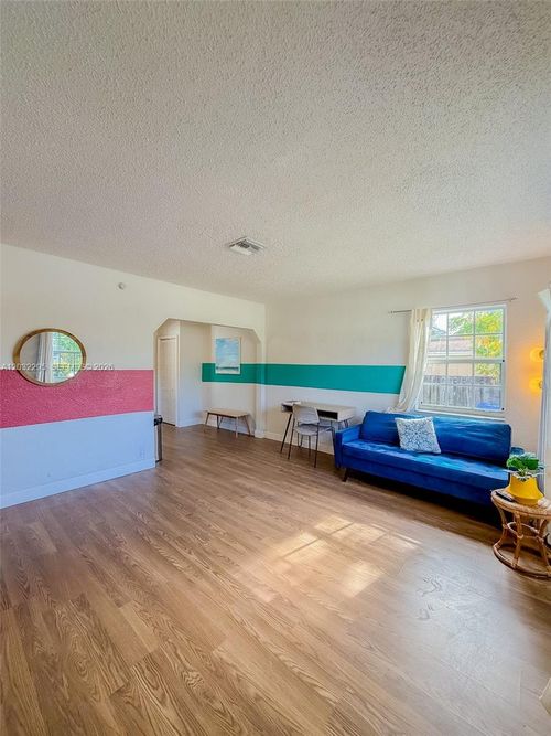 0-2740 Dewey St, Hollywood, FL, 33020-5726 | Card Image