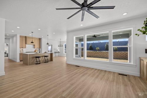 5687 S Snowden Ave, Meridian, ID, 83642-2677 | Card Image