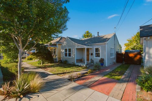 1620 Spencer St, Napa, CA, 94559-1614 | Card Image