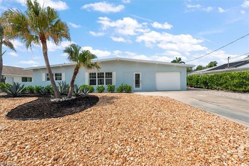 8336 Lagoon Rd, FORT MYERS BEACH, FL, 33931 | Card Image