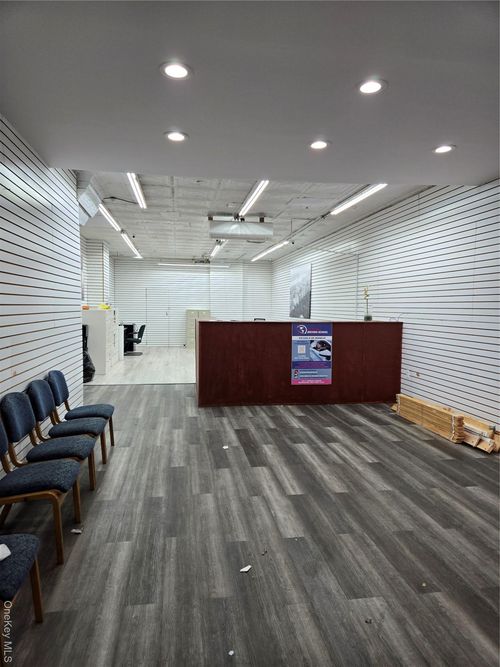 8011 Jamaica Ave, Woodhaven, NY, 11421-1902 | Card Image