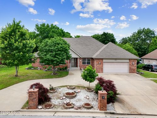 410 Foxfire Ct, Joplin, MO, 64801-1631 | Card Image