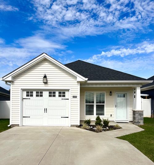 590 Justify Dr, Hopkinsville, KY, 42240-7914 | Card Image