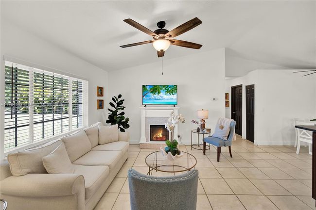 17746 48 Th Ct N, House other with 3 bedrooms, 2 bathrooms and null parking in Loxahatchee FL | Image 10