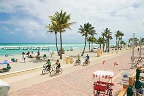 1-2126 Arthur St, Hollywood, FL, 33020-3036 | Card Image