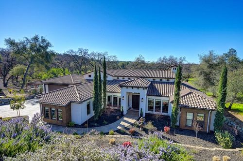1562 Camino Verdera, Lincoln, CA, 95648 | Card Image
