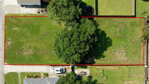 5735 Jessica Lynn Dr, Houma, LA, 70364-3733 | Card Image