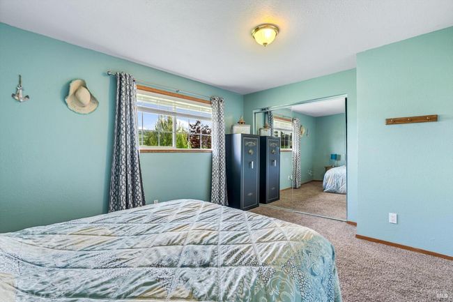 166 Davis Ln, House other with 3 bedrooms, 2 bathrooms and 15 parking in Penngrove CA | Image 20