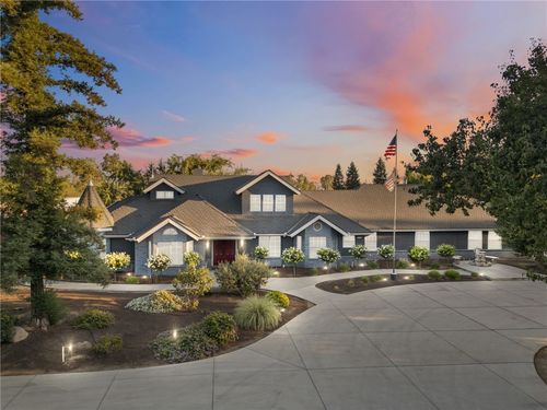 7177 E Fir Ave, Clovis, CA, 93619-8201 | Card Image