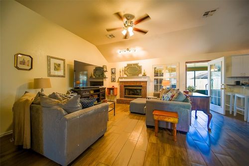 4011 Mayfair Drive, Norman, OK, 73072 | Card Image