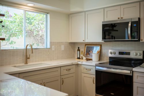 3-5032 E Siesta Dr, Phoenix, AZ, 85044-0701 | Card Image