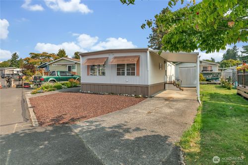 18316 34th Ave S, SeaTac, WA, 98188-4911 | Card Image