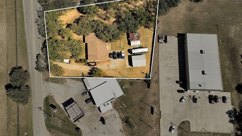 5980 Retta Mansfield Rd, Burleson, TX, 76028-3032 | Card Image