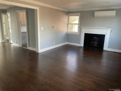 14 Linden St, Great Neck, NY, 11021-3815 | Card Image