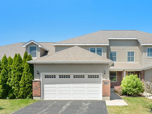 3705 Green Tree Ln, DEKALB, IL, 60115-7700 | Card Image