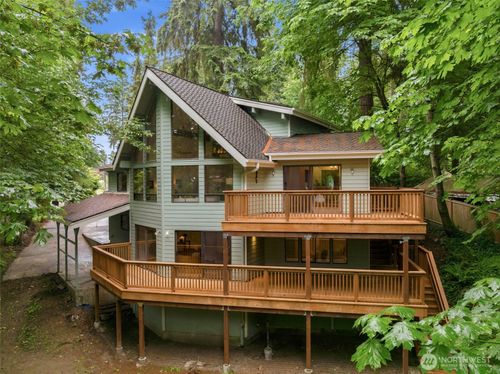 23006 35th Ave W, Brier, WA, 98036-8219 | Card Image
