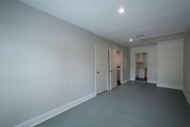 3515 Lake Ridge Bnd, House other with 3 bedrooms, 2 bathrooms and null parking in Spring TX | Image 18