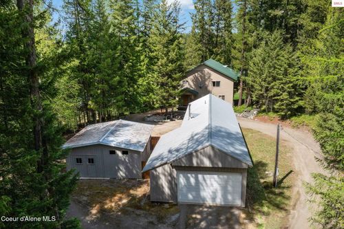 335 Tamarack Ln, Sagle, ID, 83860-8232 | Card Image