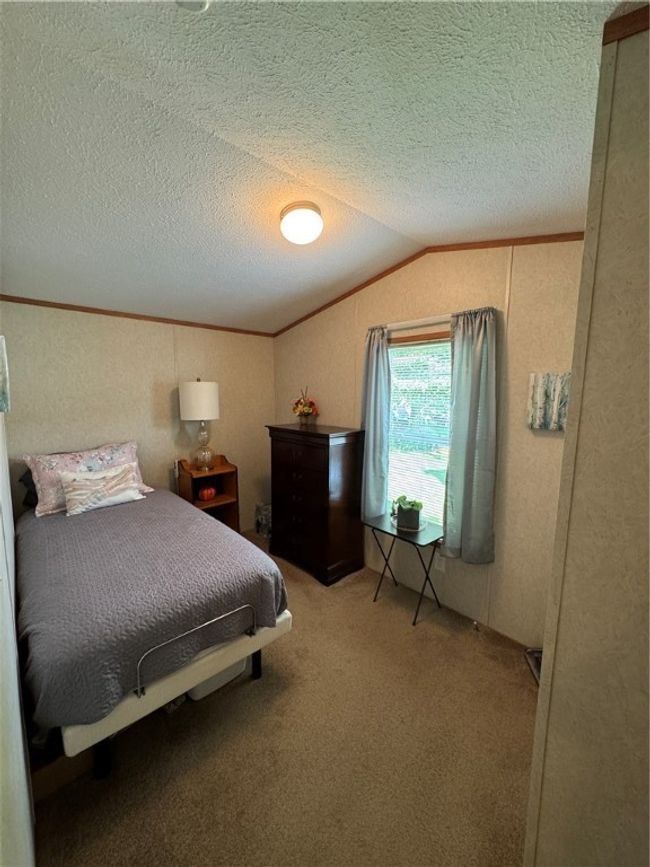143 Knobvue Dr, House other with 3 bedrooms, 2 bathrooms and 2 parking in Freedom PA | Image 7